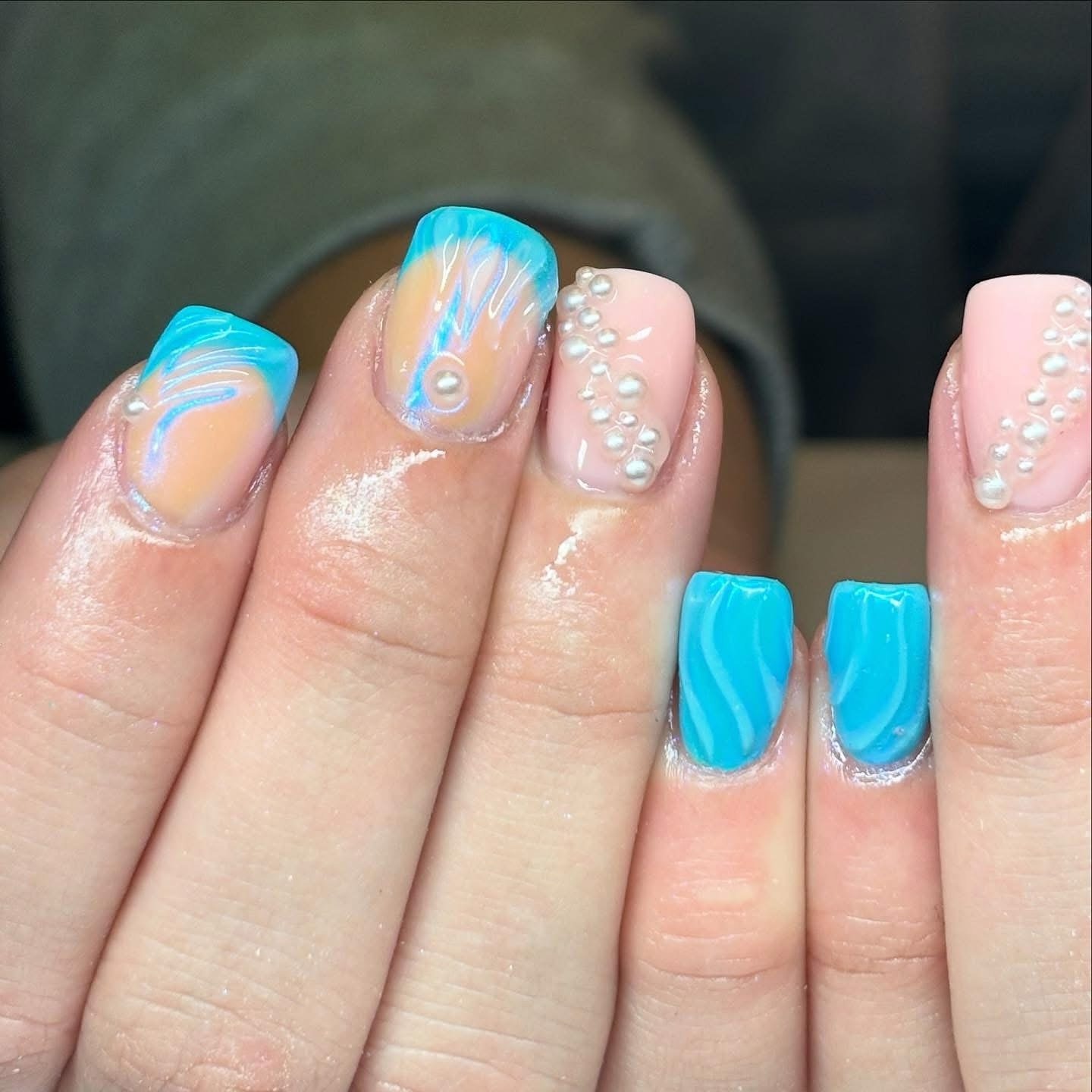 Who wants to play mermaids
Life is better under the sea 🤓🧜♀️@nailsbysarahliz