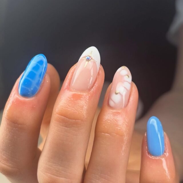 No words needed✋😙@nailsbysarahliz#ohionailtech #luminarynailsystems #blue